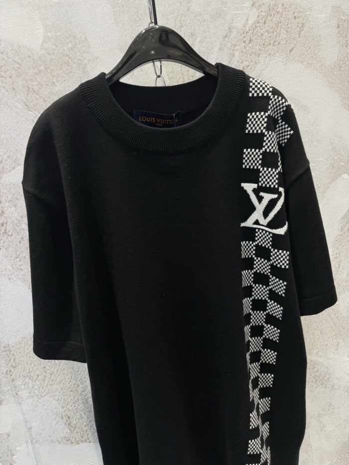 TEES