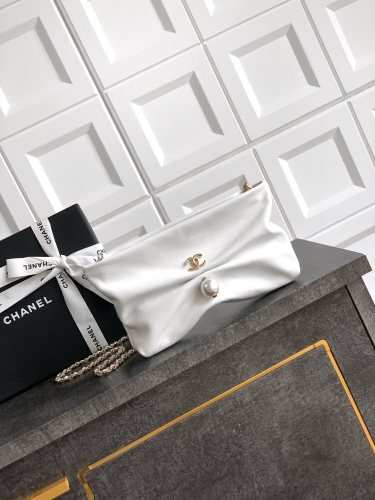 Folded Clutch with Pearl Charm “14x24x5cm”-055 =