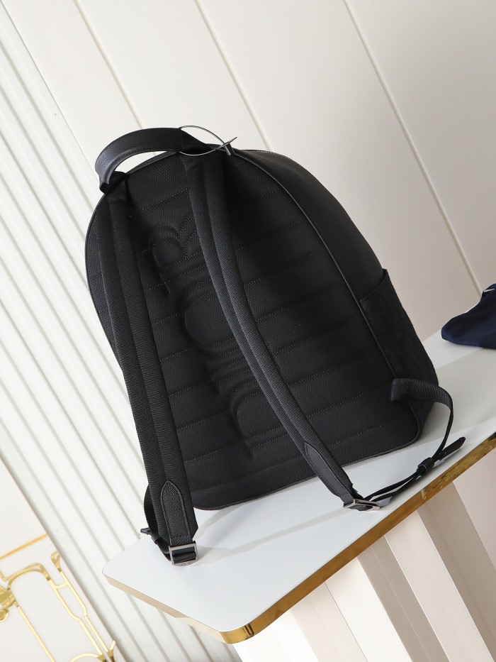 Saddle “33 x 43.5 x 19.5cm”-026=