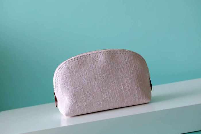 Cosmetic Pouch PM “19*12*6CM” 042