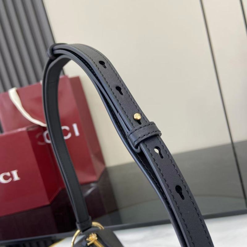 Half Horsebit Bag  “19*19.5*9CM ”-035=