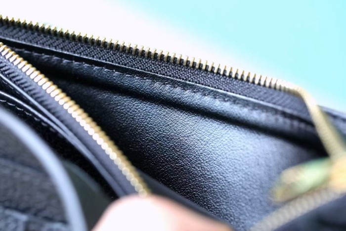 Sarah Wallet  “19*10.5*2CM” 053