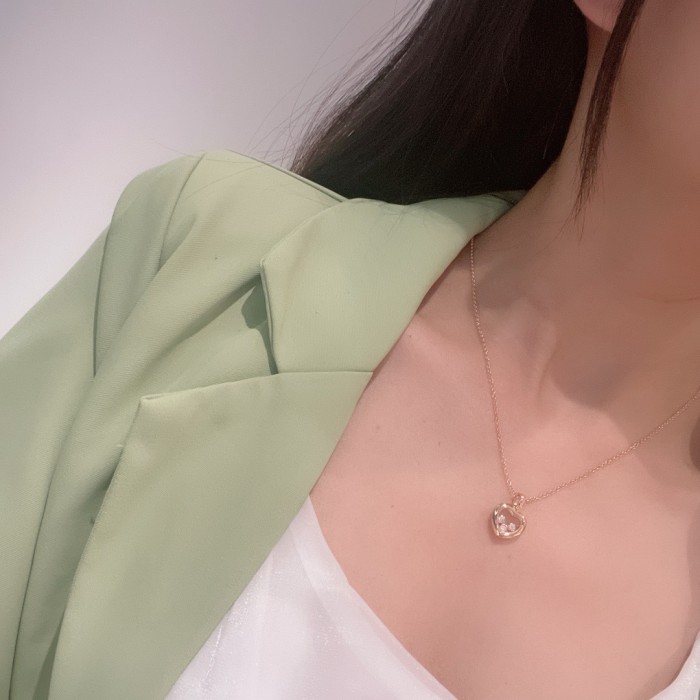 Necklace 08=