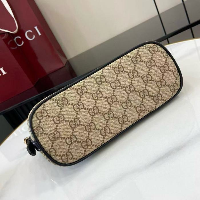 GG emblem“22x27x10.5CM”-044=