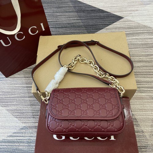 GG Emblem small shoulder bag “20.5x13x7CM”-095=