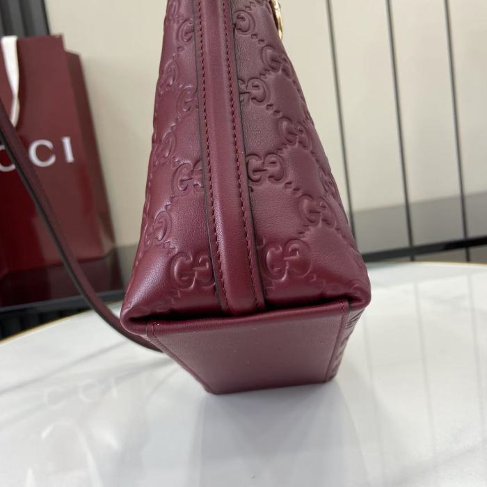 GG Emblem Bag “15x18x18x8CM”-084=