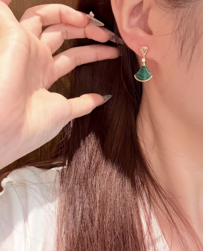 Earring 06=