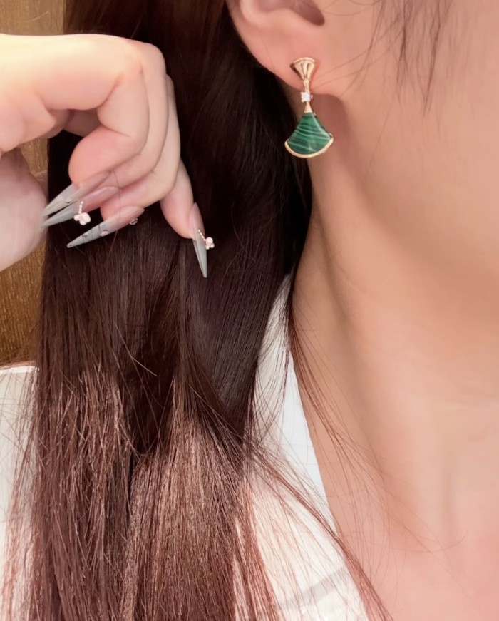 Earring 06=