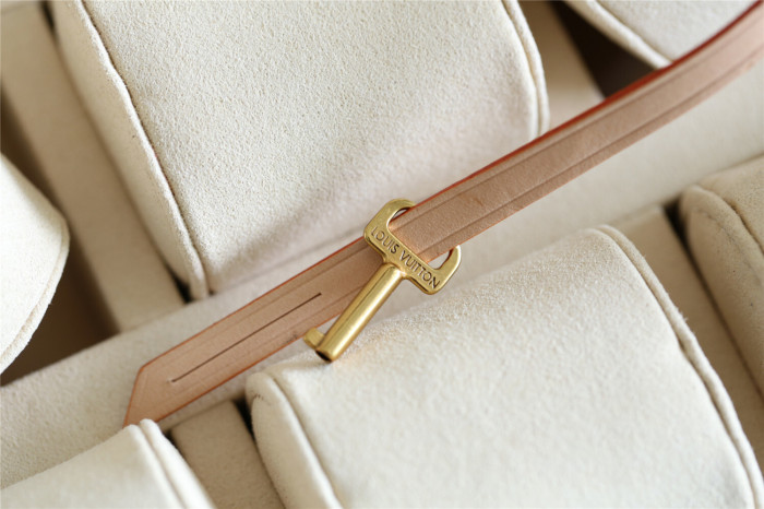 Coffret 8 Montres “35*19.5*12CM” 0211