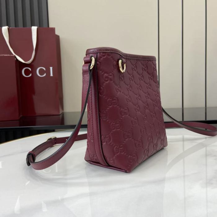 GG Emblem Bag “15x18x18x8CM”-084=