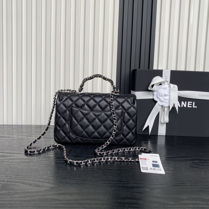 25B Classic Flap Mini with Top Handle  13.5x22.5x6cm  -087 =AS5702