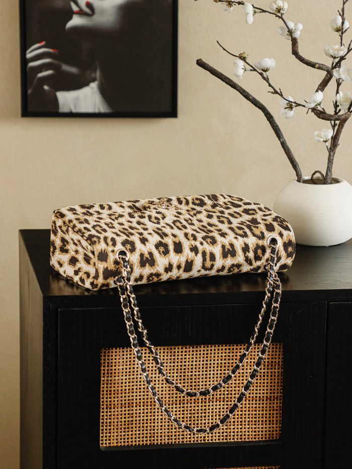 2026 Spring/Summer Runway Leopard Print Classic Flap Bag “18x33x8cm” -058 =