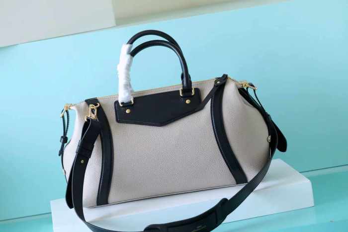 GM Biker “38*15*15CM” 059