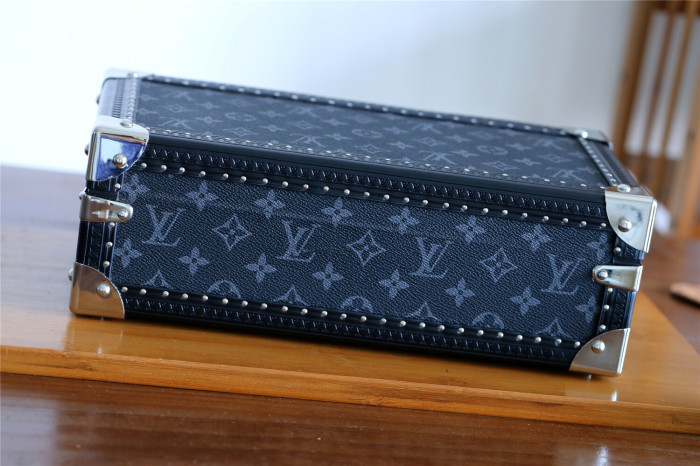 Coffret 8 Montres “35*19.5*12CM” 0211