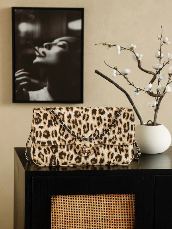 2026 Spring/Summer Runway Leopard Print Classic Flap Bag “18x33x8cm” -058 =
