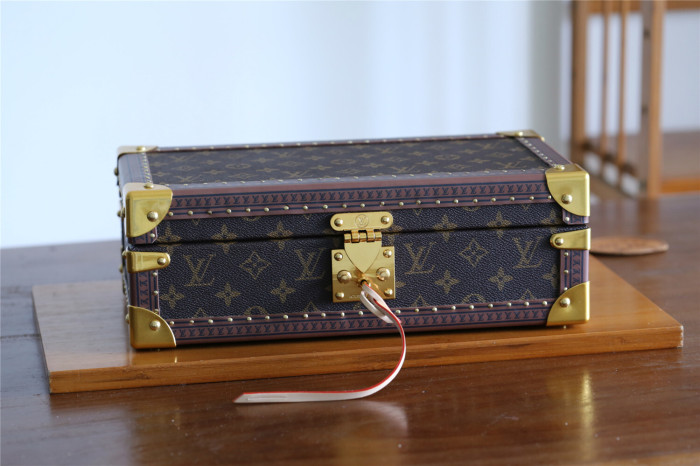 Coffret 8 Montres “35*19.5*12CM” 0211
