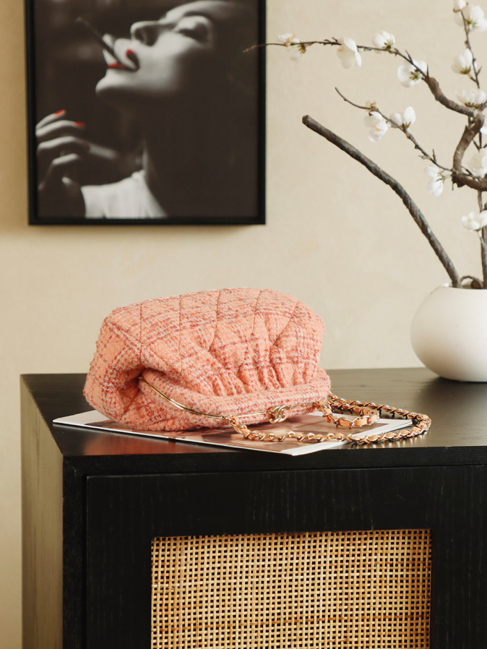 24A Haute Couture Tweed Cloud Bag  23x15x8cm  -087 =AS4714