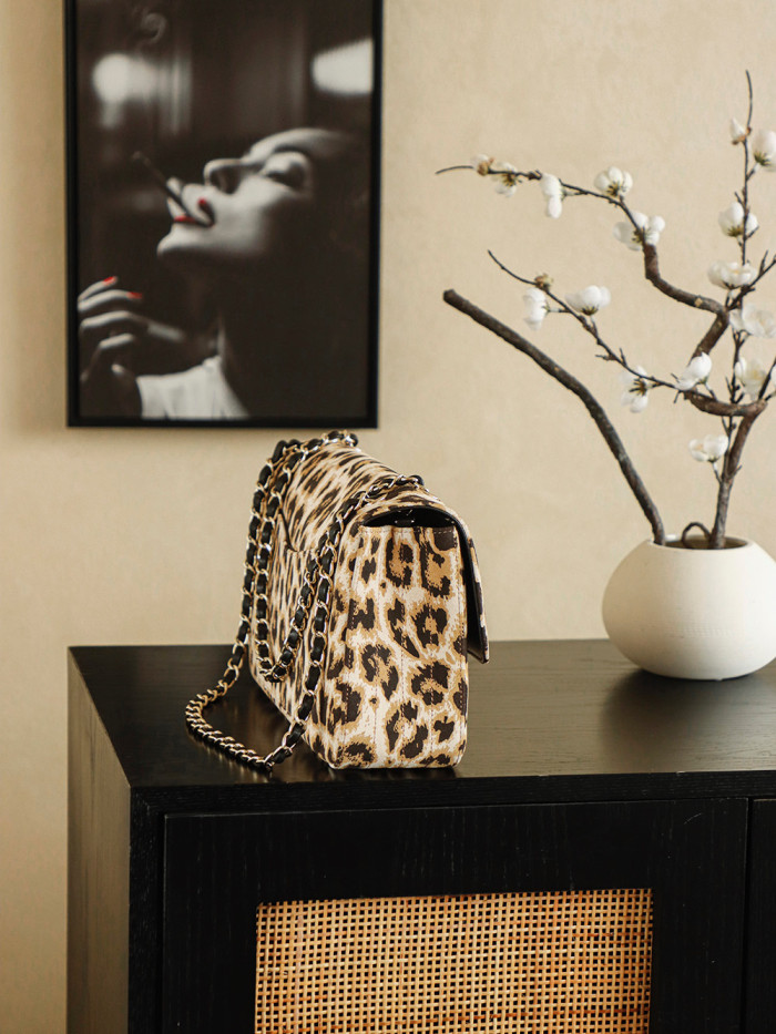 2026 Spring/Summer Runway Leopard Print Classic Flap Bag “18x33x8cm” -058 =