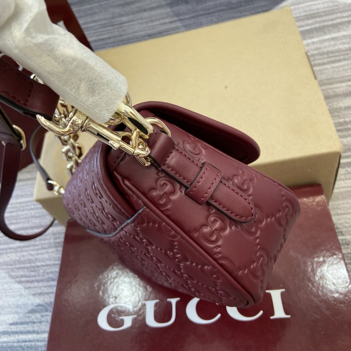 GG Emblem small shoulder bag “20.5x13x7CM”-095=