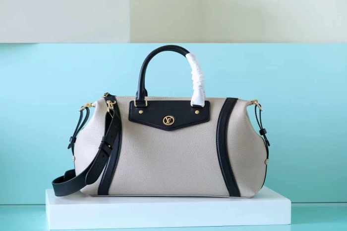 GM Biker “38*15*15CM” 059