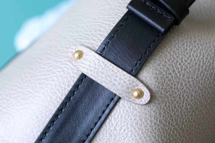 GM Biker “38*15*15CM” 059