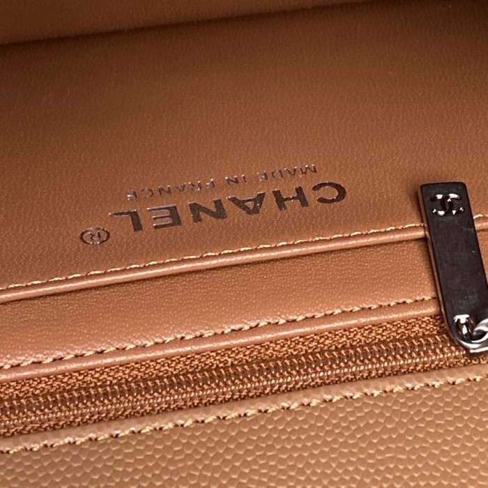 25B Classic Flap Mini with Top Handle  “12x19.5x6.5cm”  -057 =AS5701