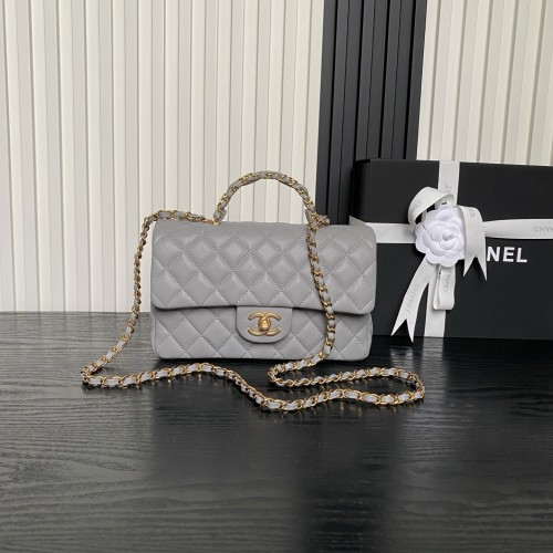 25B Classic Flap Mini with Top Handle   13.5x22.5x6cm   -087 =AS5702