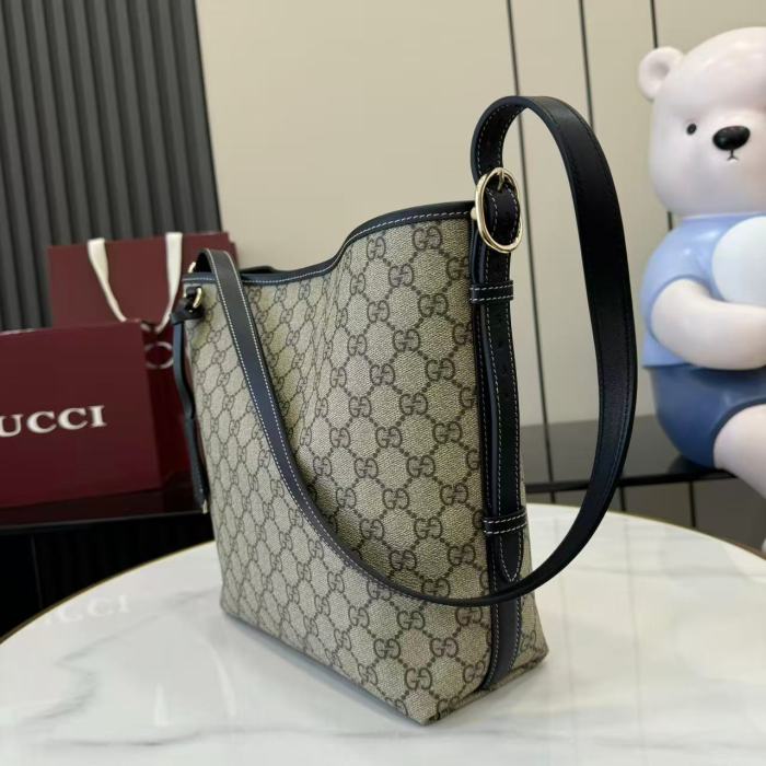 GG Emblem Bag “24x26x10CM”-035=
