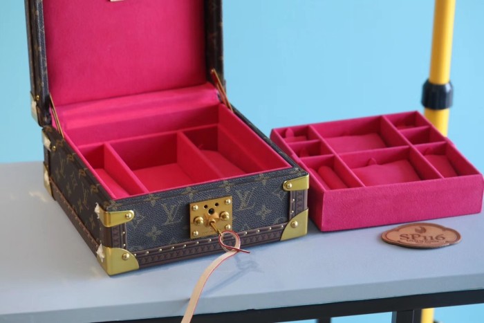 Coffret Joaillerie “24*24*12.5CM” 0221