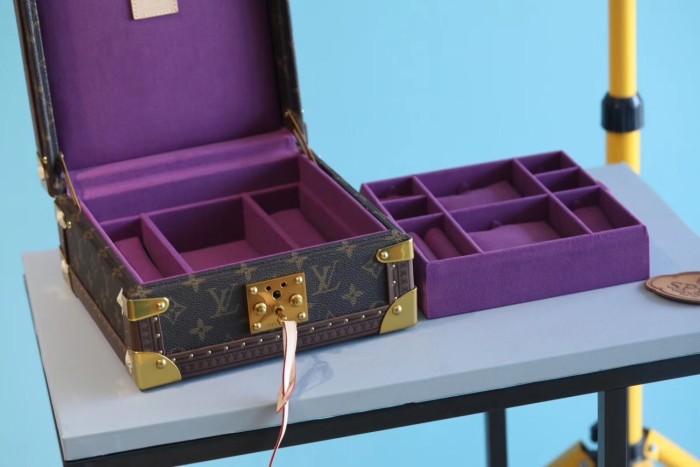 Coffret Joaillerie “24*24*12.5CM” 0221