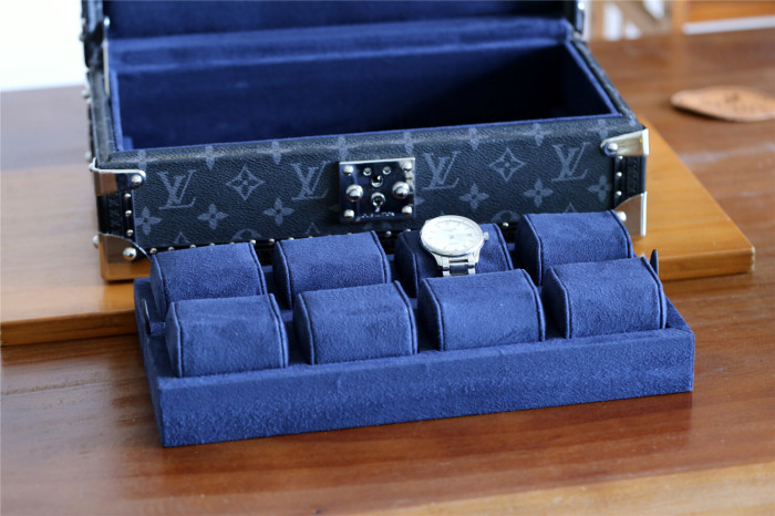 Coffret 8 Montres “35*19.5*12CM” 0211