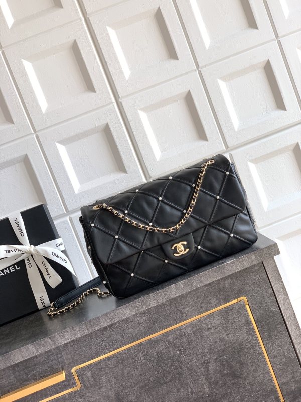 Flap Bag with Pearl Embellishments  16x24x7.5cm  -008 =