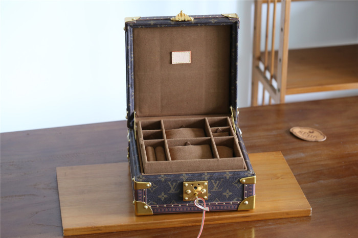 Coffret Joaillerie “24*24*12.5CM” 0221