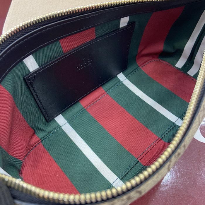 GG Emblem small shoulder bag “22(27)x10.5x9CM”-044=