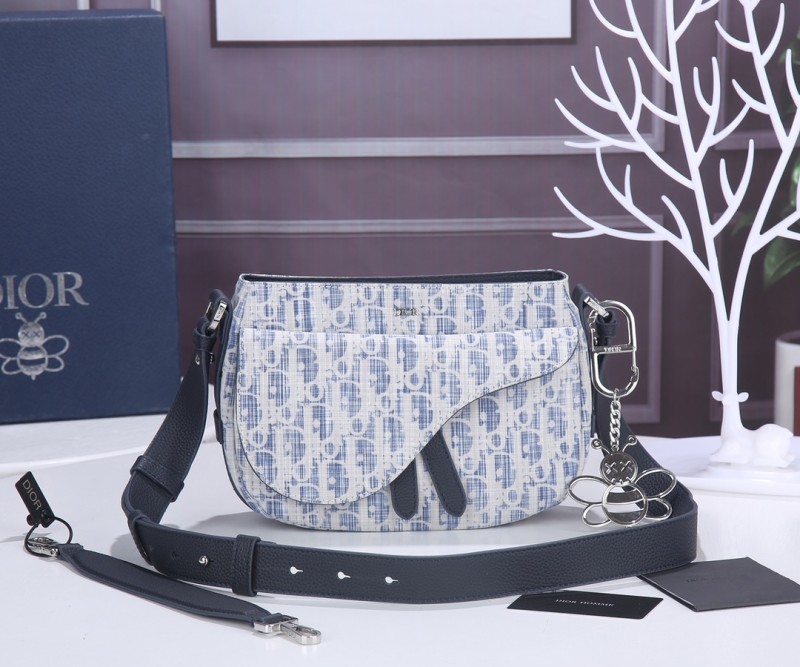 Saddle Soft “24 x 17.5 x 8 cm”-004=