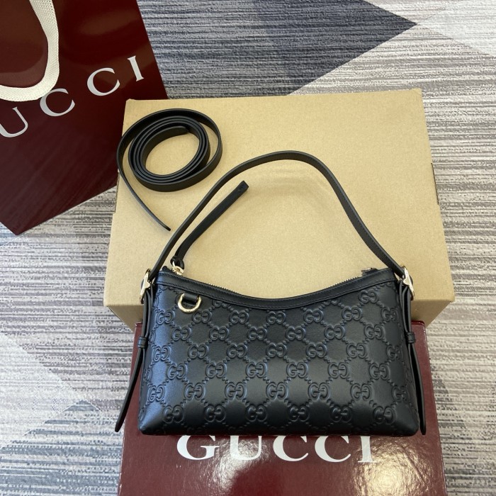 GG Emblem small shoulder bag “22x14x8CM”-005=