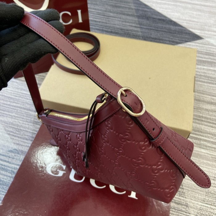 GG Emblem small shoulder bag “22x14x8CM”-005=