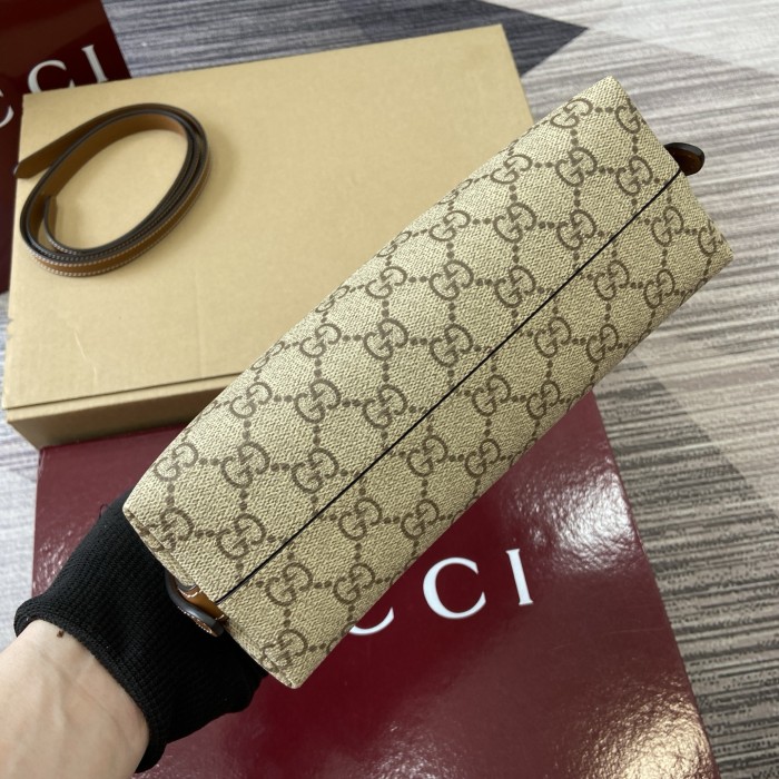 GG Emblem  “22*14*8CM”-094=