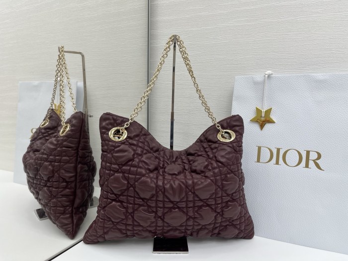 Cannage-Quilted Tote “38x28.5cm”-017