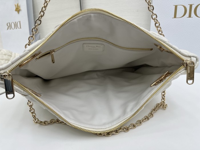 Cannage-Quilted Tote “38x28.5cm”-017