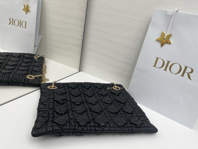 Cannage-Quilted Tote “38x28.5cm”-017