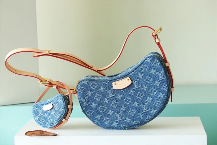 MM Croissant Hobo Bag “25*15*5CM” 025