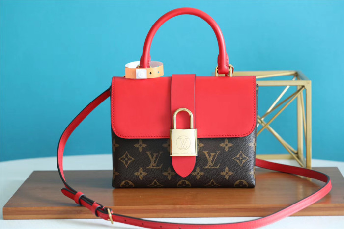 BB Locky Shoulder Bag “21*17*8CM” 074