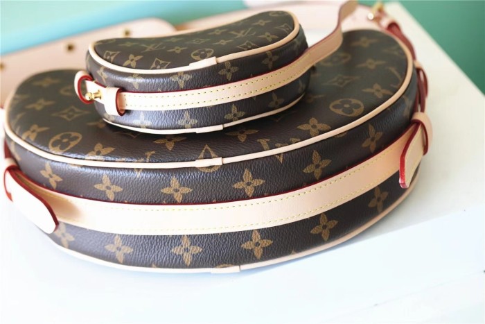 MM Croissant Hobo Bag “25*15*5CM” 025