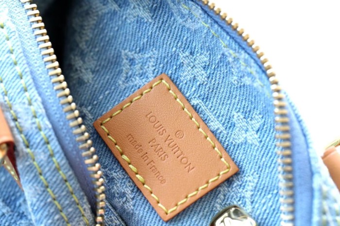 Nano Speedy Shoulder Bag “16*10*7.5CM” 054