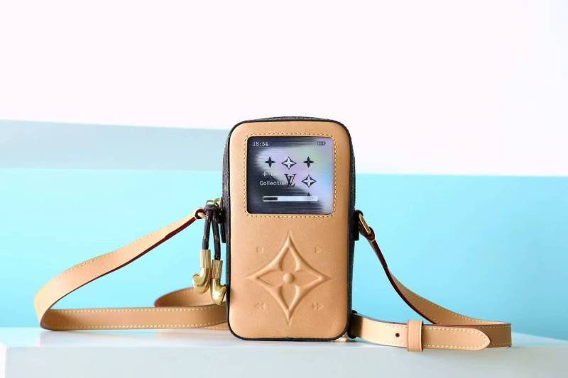 Music Player Wearable Wallet “18.5*10*4.5CM” 055