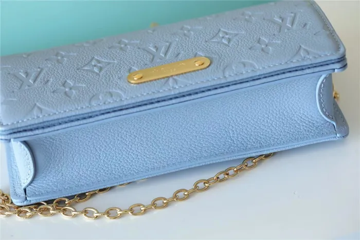 Lily Wallet On Chain Bag “22*15*5.5CM” 094