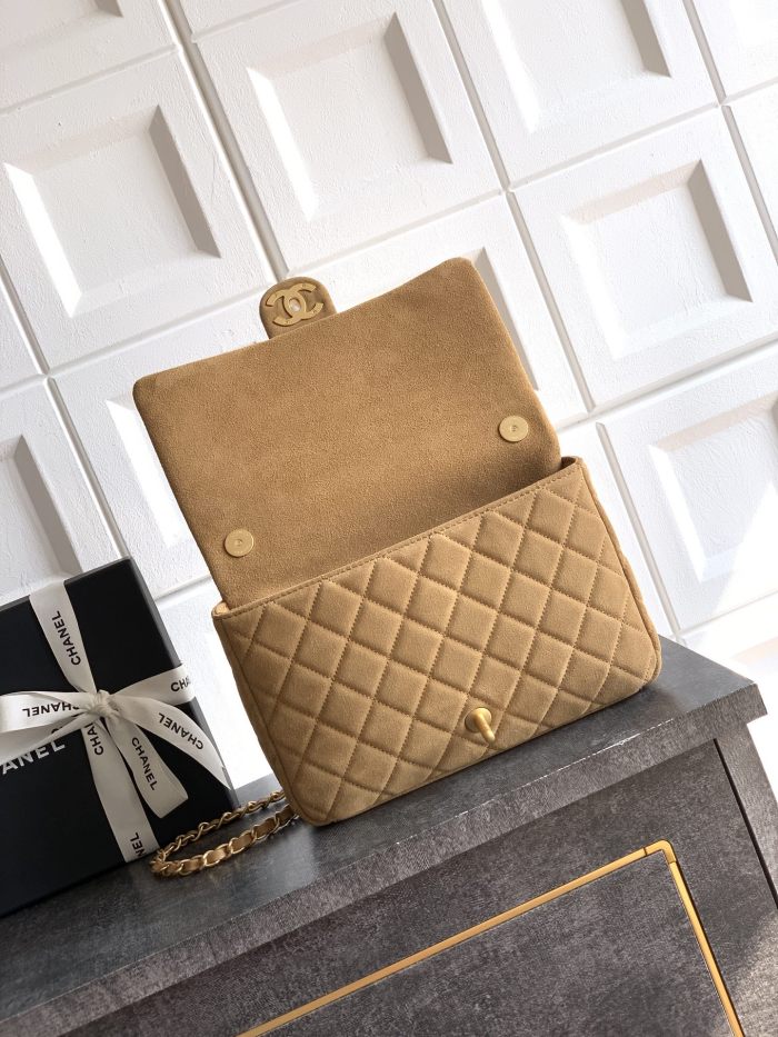 26C Classic Flap Bag in Suede “18x26x7cm”-037 =