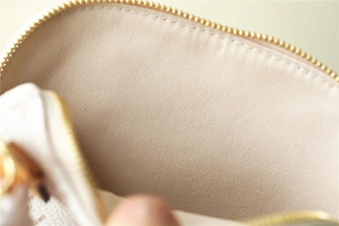 Nano Alma Shoulder Bag “18*12*8CM” 094