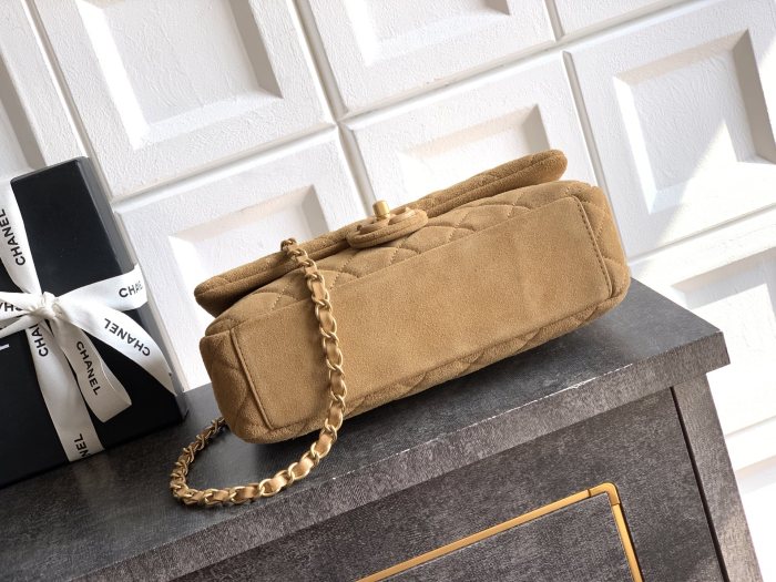 26C Classic Flap Bag in Suede “18x26x7cm”-037 =